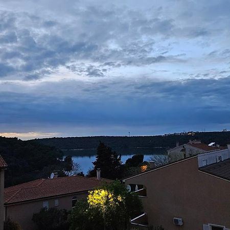 Outdoor Apartment Lina Banjole Kültér fotó