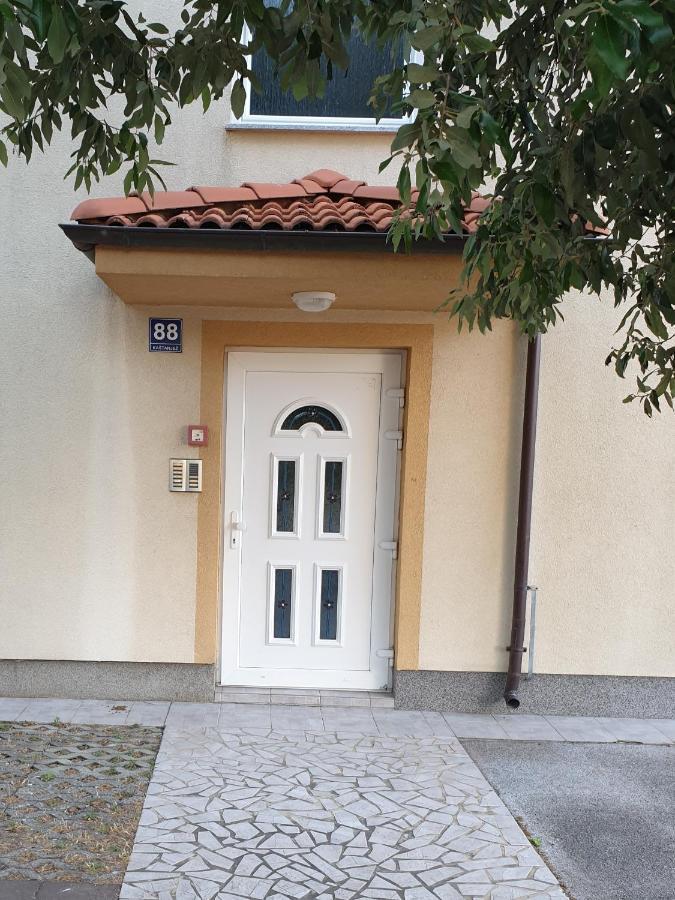 Outdoor Apartment Lina Banjole Kültér fotó